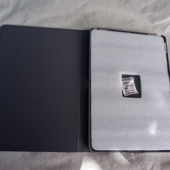 New~10.2" iPad Tablet Case - Picture 3 of 5